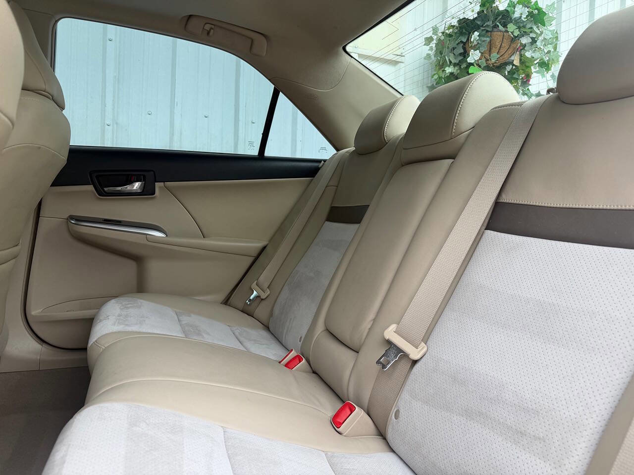 Used 2012 Toyota Camry XLE FWD image 29