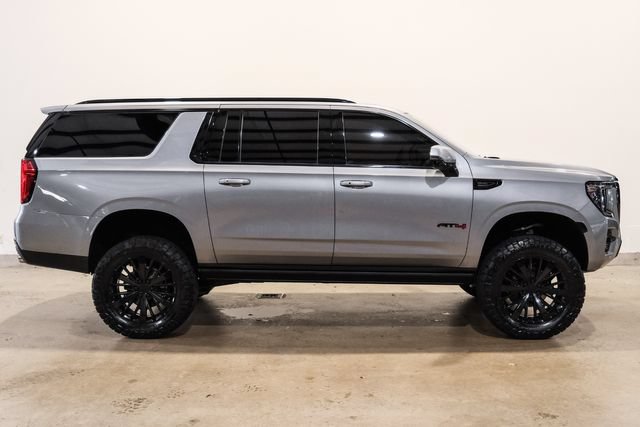 Used 2023 GMC Yukon XL AT4 w/ AT4 Premium Package AWD/4WD image 27