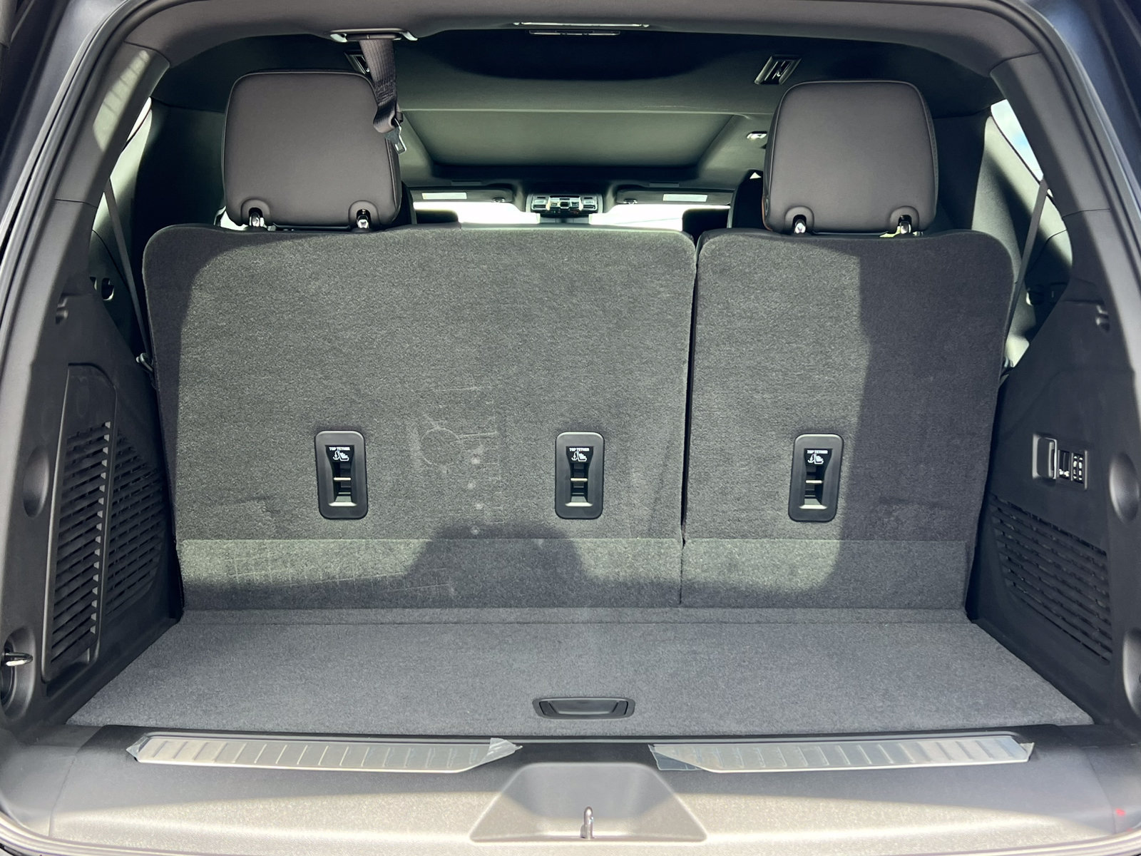 New 2026 GMC Yukon AT4 w/ AT4 Premium Plus Package AWD/4WD image 45