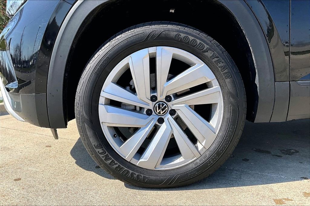 Used 2022 Volkswagen Atlas Cross Sport SE image 10