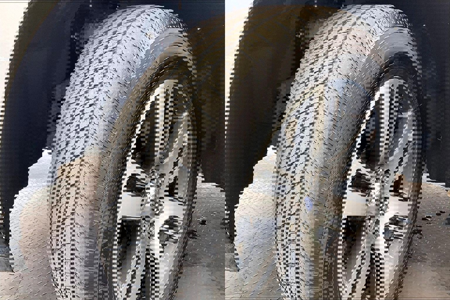 Used 2024 Ford Expedition Max Limited image 32