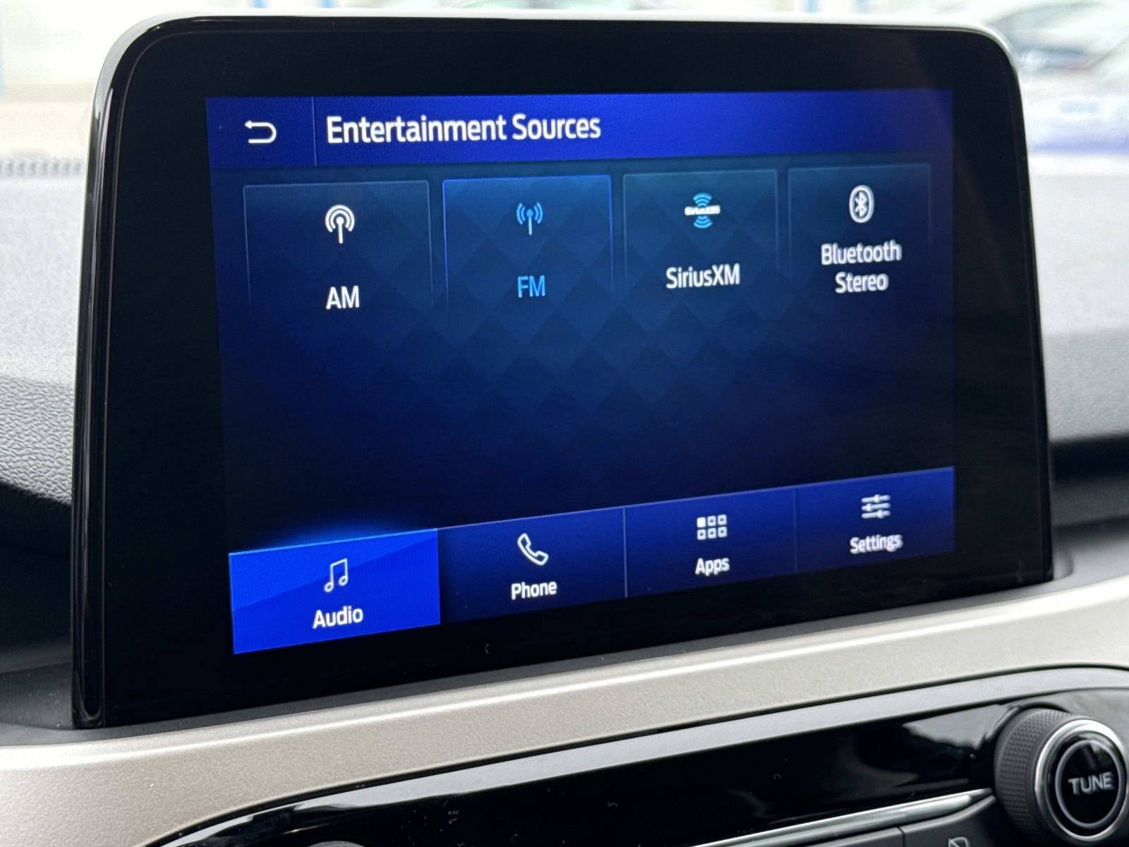 Used 2022 Ford Escape SEL w/ Technology Package AWD/4WD image 5