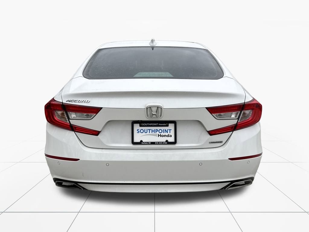 Used 2018 Honda Accord Touring image 7