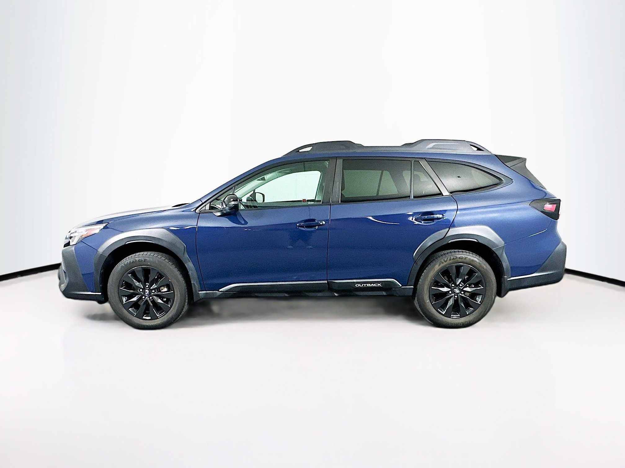 Used 2023 Subaru Outback Onyx Edition image 4
