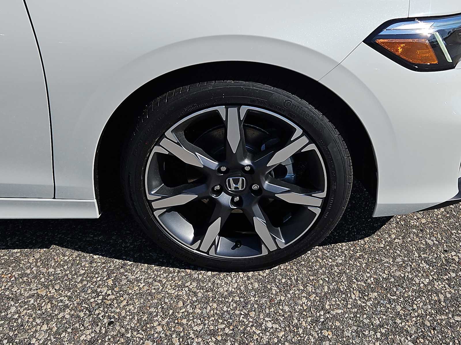 New 2026 Honda Civic Sport Touring image 4