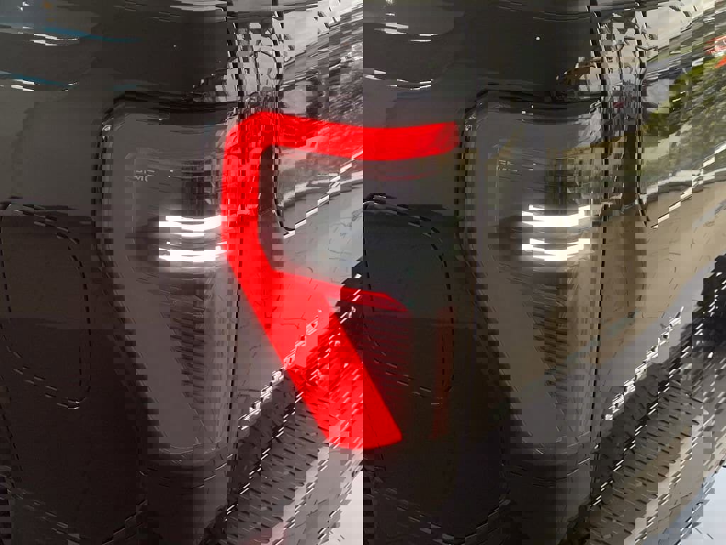 New 2025 GMC Sierra EV Denali image 7