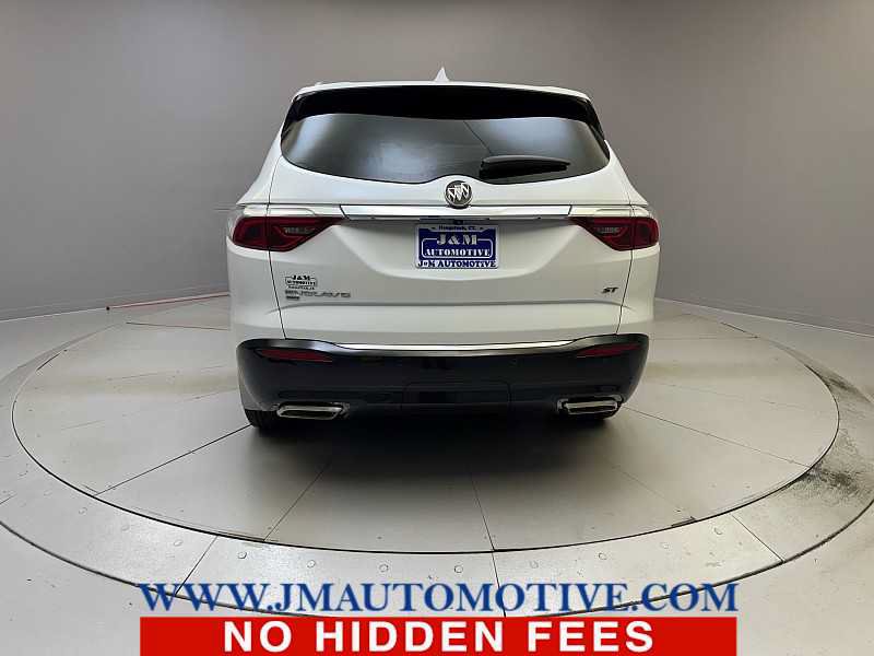 Used 2022 Buick Enclave Essence w/ Experience Buick Package AWD/4WD image 4