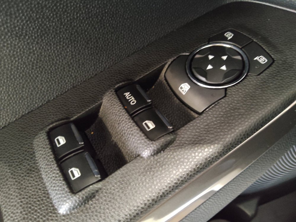 Used 2019 Ford EcoSport SE w/ SE Convenience Package FWD image 27