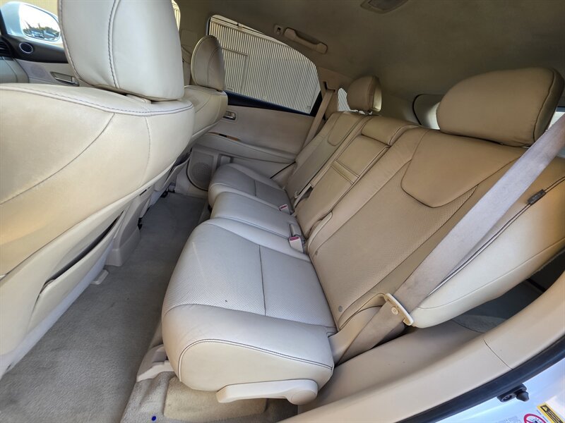 Used 2015 Lexus RX 450h FWD image 15