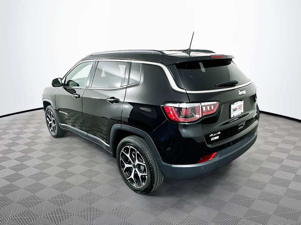 Certified 2025 Jeep Compass Limited AWD/4WD image 7
