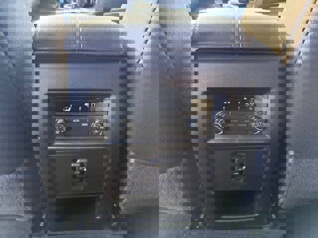 Certified 2022 Chevrolet Traverse LT image 20