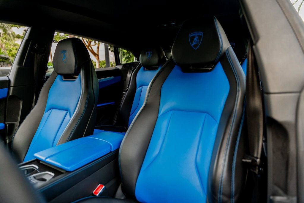 Used 2020 Lamborghini Urus image 35