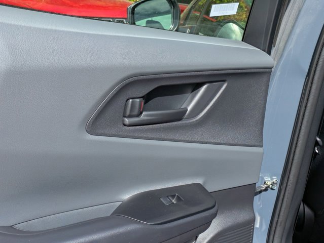 Used 2025 Toyota Prius LE image 20