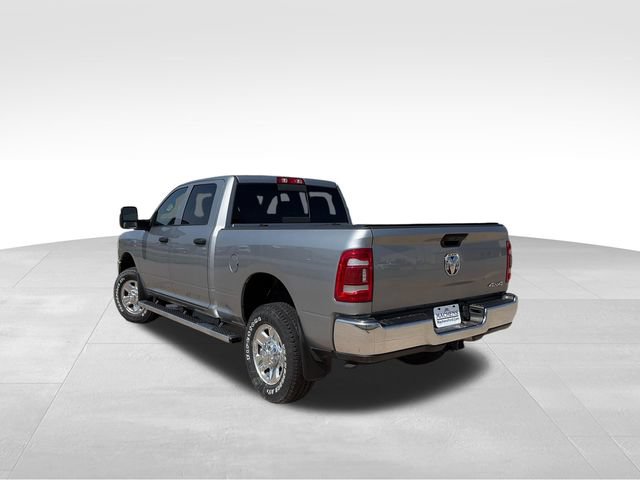 Used 2024 RAM 2500 Tradesman w/ Chrome Appearance Group AWD/4WD image 4