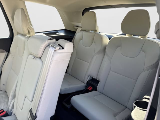 Certified 2025 Volvo XC90 T8 Plus AWD/4WD image 29