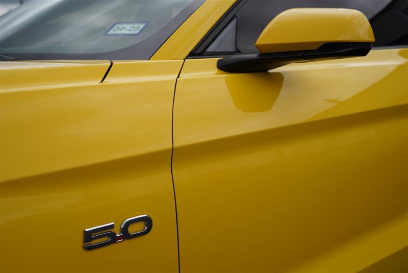 Used 2015 Ford Mustang GT Premium image 23