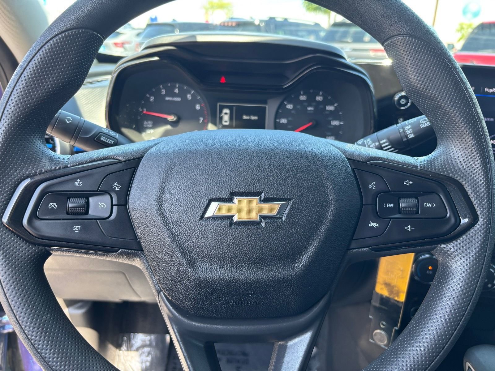 Used 2024 Chevrolet Trax LS w/ LS Convenience Package image 28