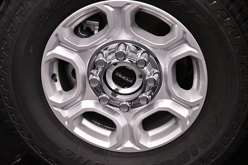 New 2026 Ford F350 XLT image 9