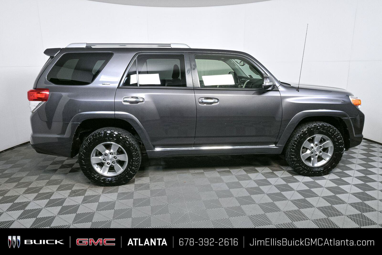 Used 2012 Toyota 4Runner SR5 w/ Premium Pkg AWD/4WD image 2