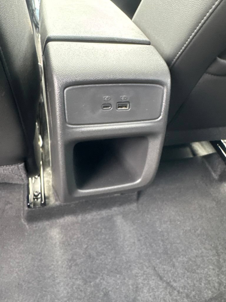 Used 2026 Chevrolet Trax RS w/ Sunroof Package FWD image 23