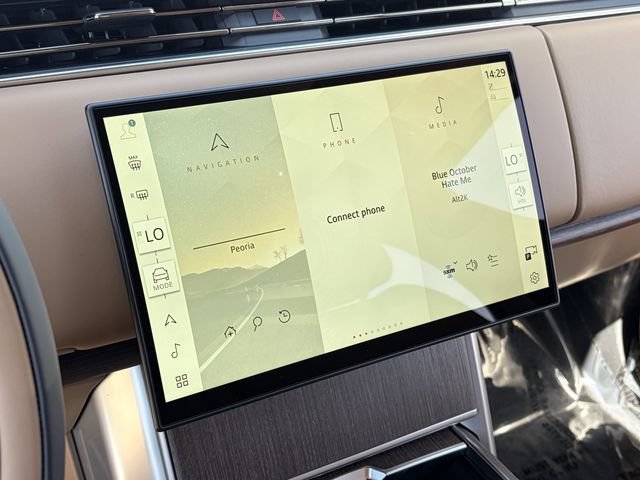 New 2026 Land Rover Range Rover SE AWD/4WD image 8