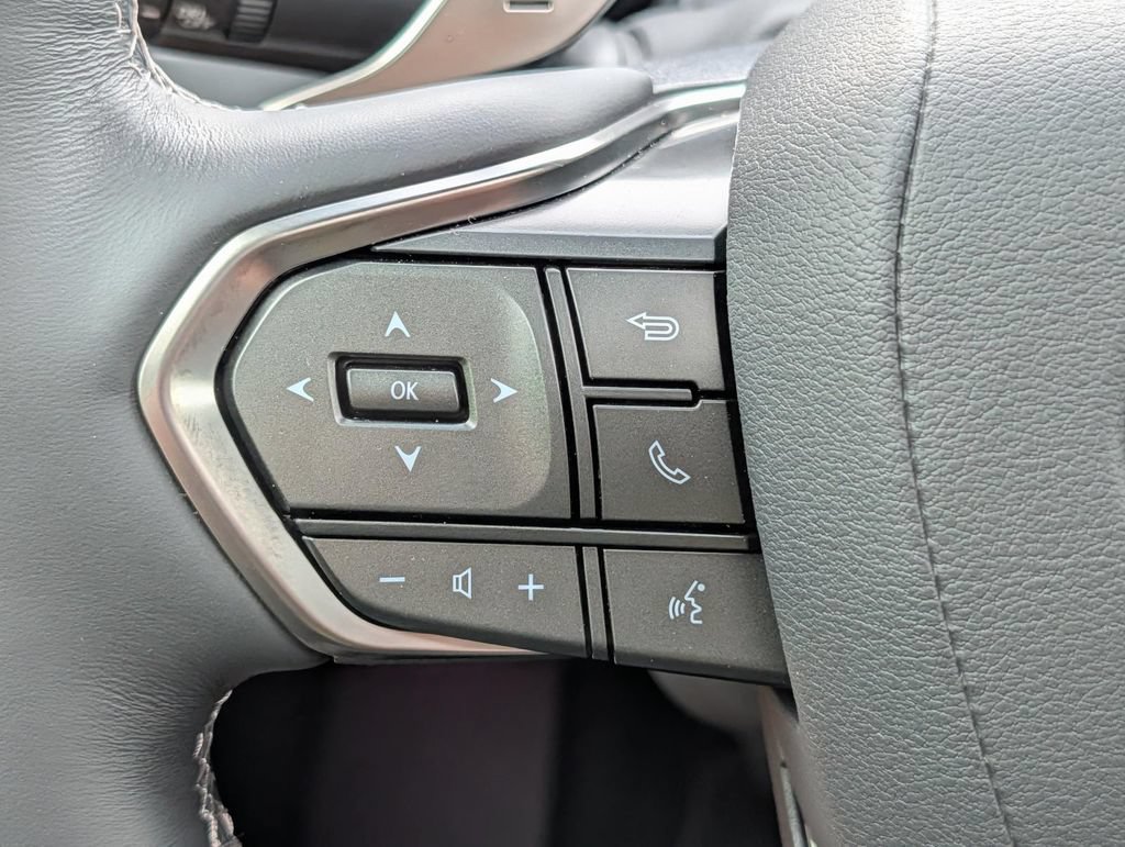 New 2026 Lexus LX 600 4WD w/ Luxury Package image 18