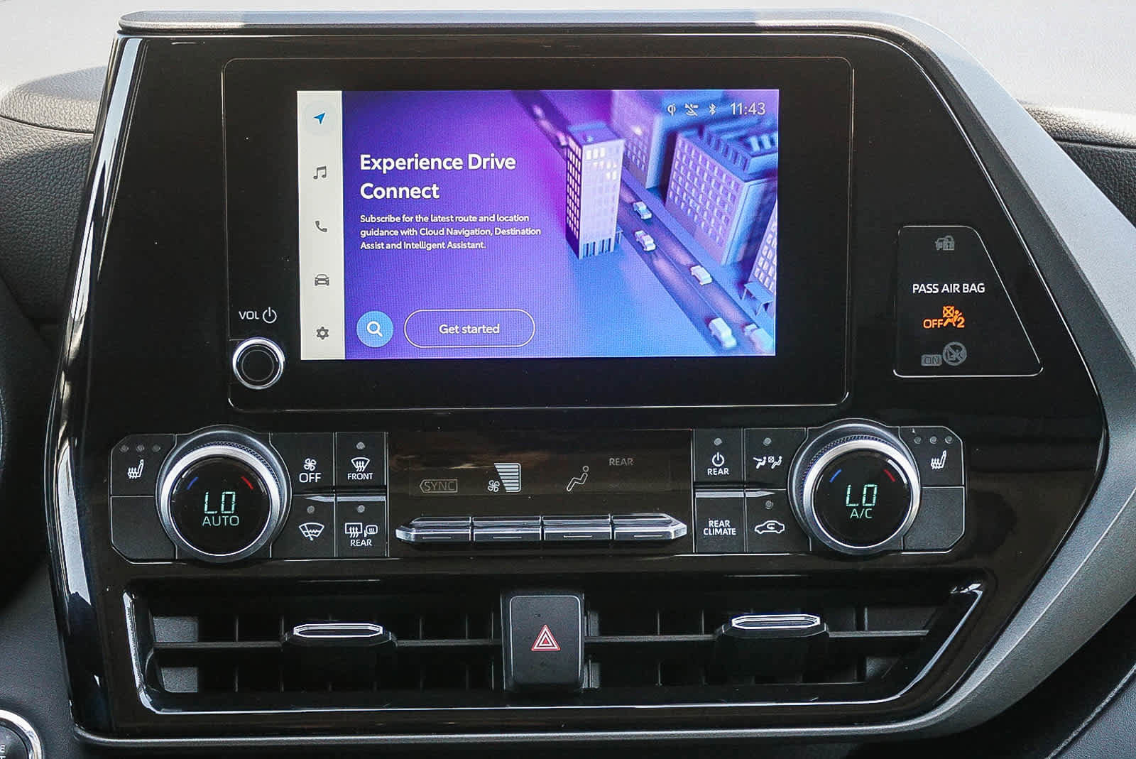 Used 2023 Toyota Highlander XLE FWD image 16