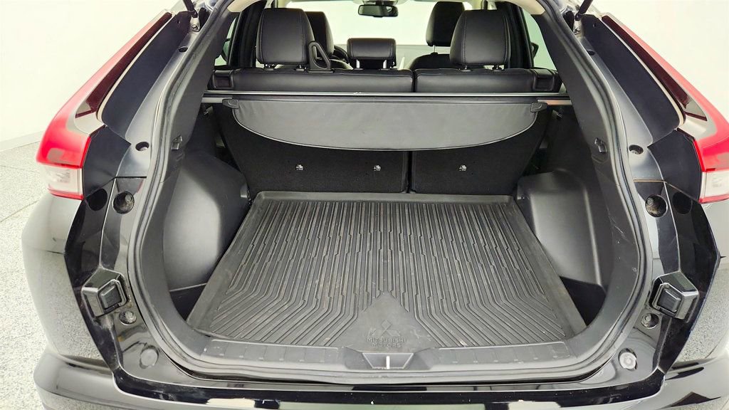 Used 2022 Mitsubishi Eclipse Cross SE image 26