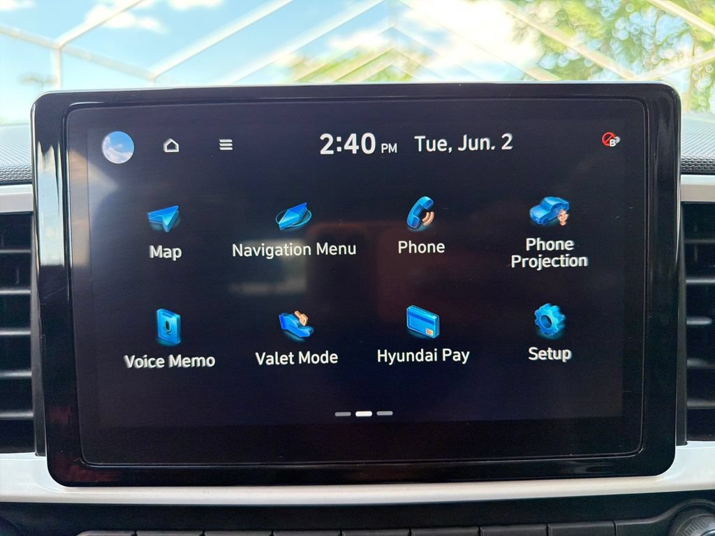 Used 2025 Hyundai Venue Limited FWD image 22