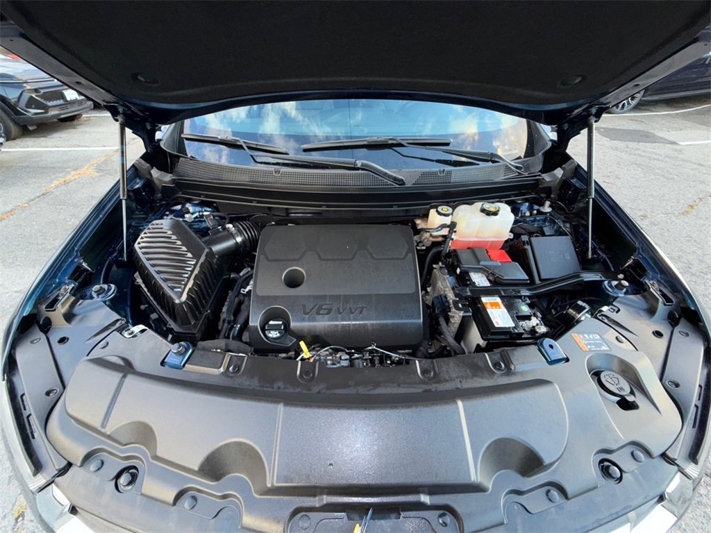 Used 2023 Chevrolet Traverse LT image 25