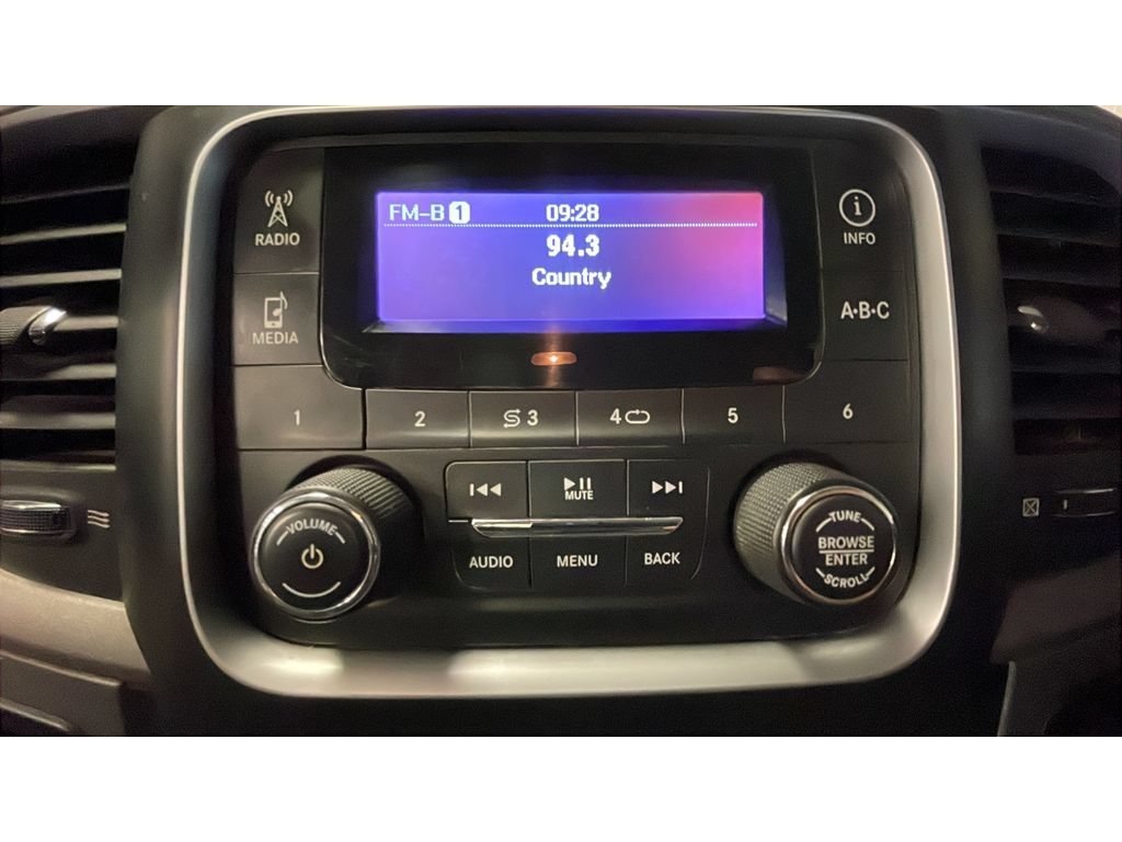 Used 2014 RAM 2500 Tradesman w/ Chrome Appearance Group AWD/4WD image 11