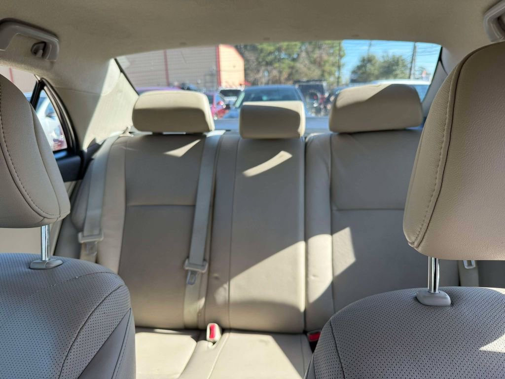 Used 2013 Toyota Corolla image 35