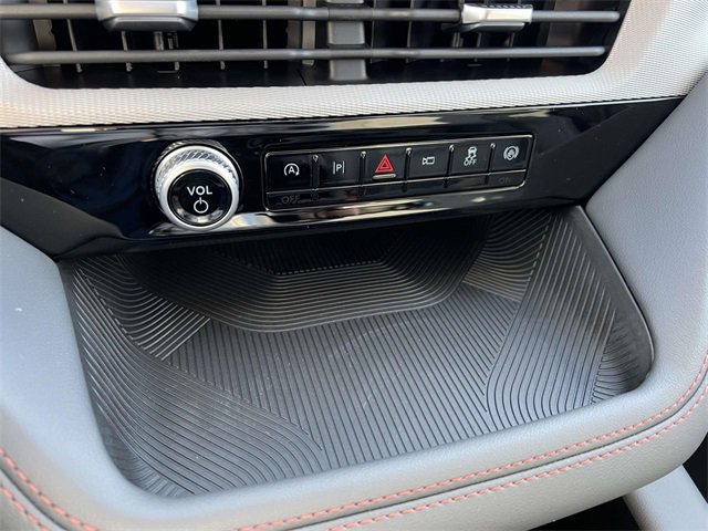 New 2025 Ford Explorer Active w/ Active Comfort Package image 21