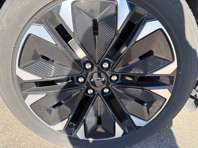 Used 2024 Chevrolet Blazer EV RS AWD/4WD image 7