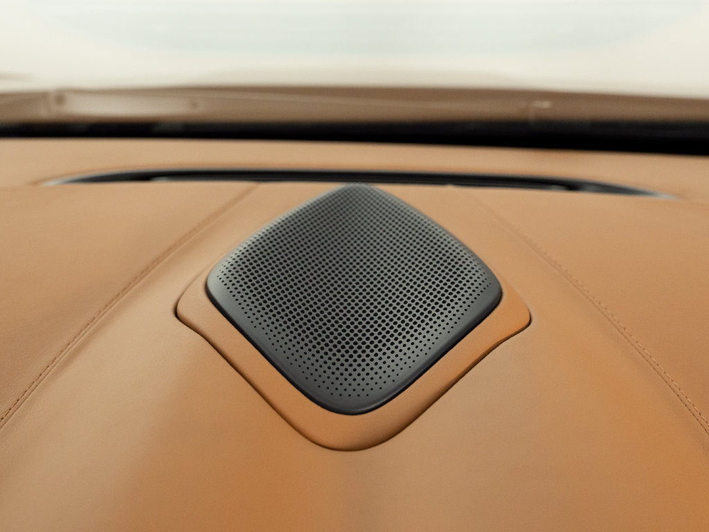 Used 2020 McLaren GT RWD image 18