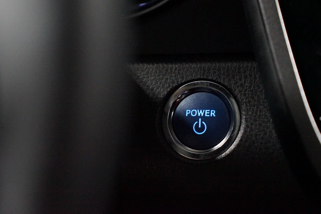 Certified 2022 Toyota Camry XSE FWD image 24