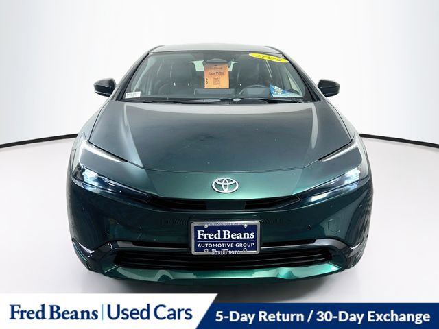 Used 2025 Toyota Prius Plug-In Hybrid FWD image 2