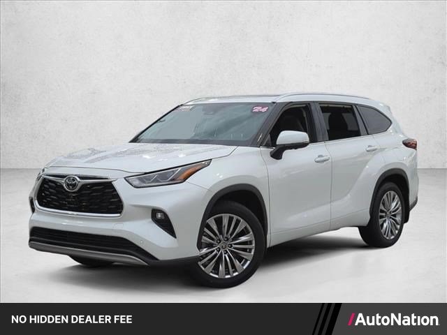 Certified 2024 Toyota Highlander Platinum FWD image 1