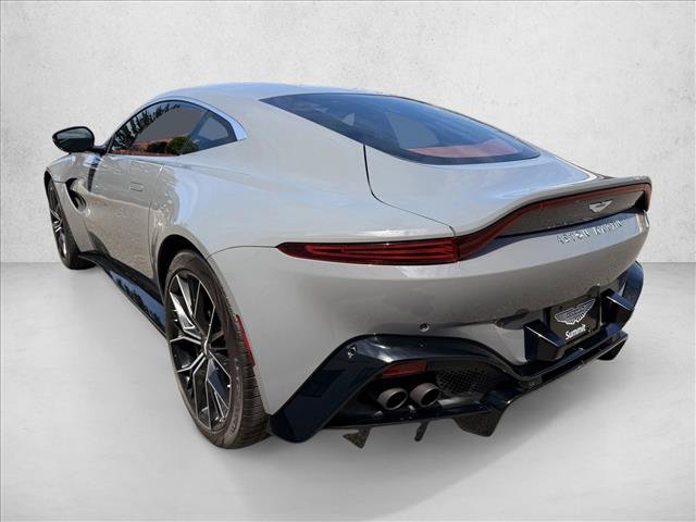 Used 2023 Aston Martin V8 Vantage Coupe RWD image 3