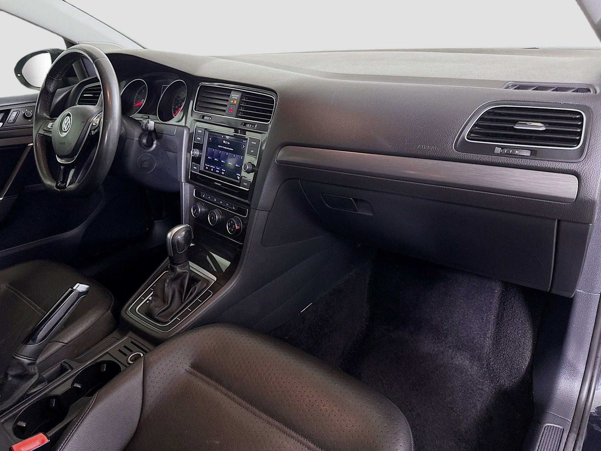 Used 2020 Volkswagen Golf 4-Door image 30