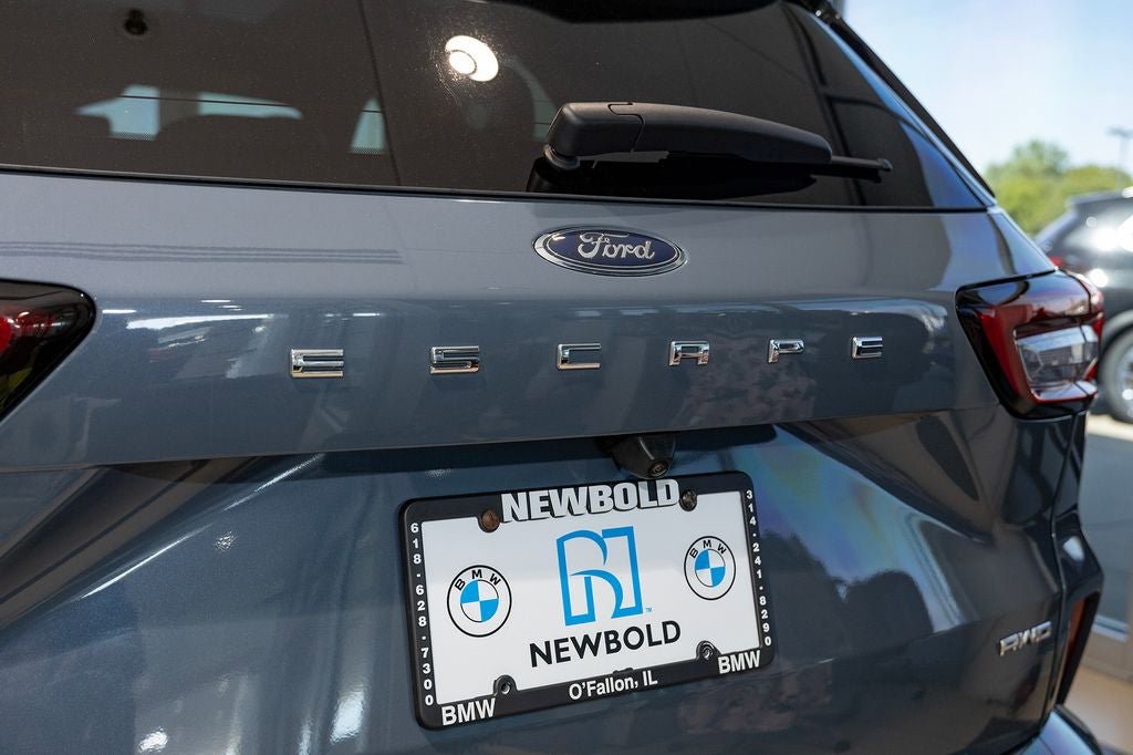 Used 2023 Ford Escape ST-Line Elite w/ Premium Technology Package AWD/4WD image 14