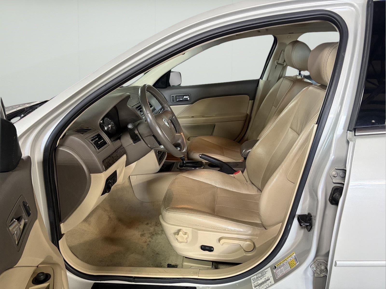 Used 2008 Mercury Milan Premier FWD image 10