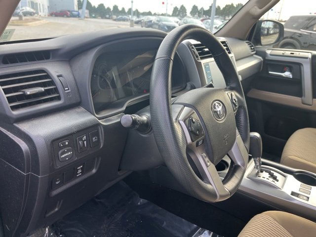 Used 2020 Toyota 4Runner Limited image 9