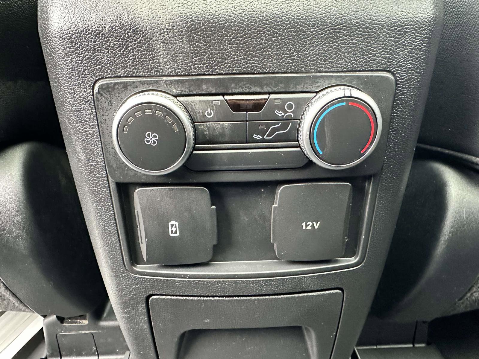 Certified 2022 Ford Explorer ST-Line w/ Class IV Trailer Tow Package image 16