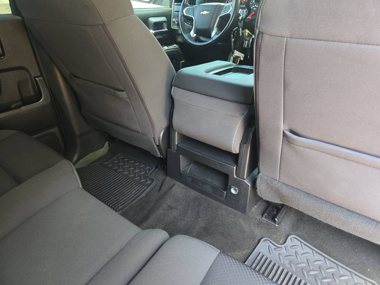 Used 2018 Chevrolet Silverado 1500 LT w/ Trailering Package RWD image 11