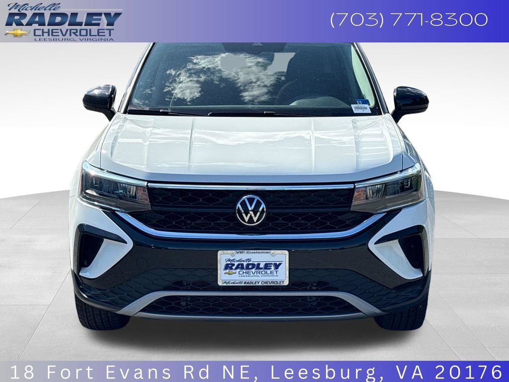 Used 2024 Volkswagen Taos SE AWD/4WD image 9