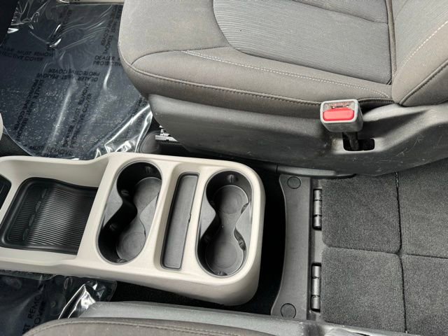 Used 2024 Chrysler Voyager LX image 21