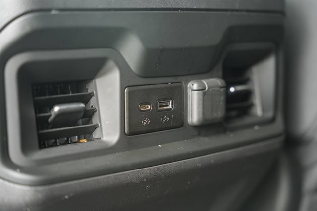 Used 2022 Chevrolet Silverado 1500 LT Trail Boss w/ LPO, Dark Essentials Package AWD/4WD image 35