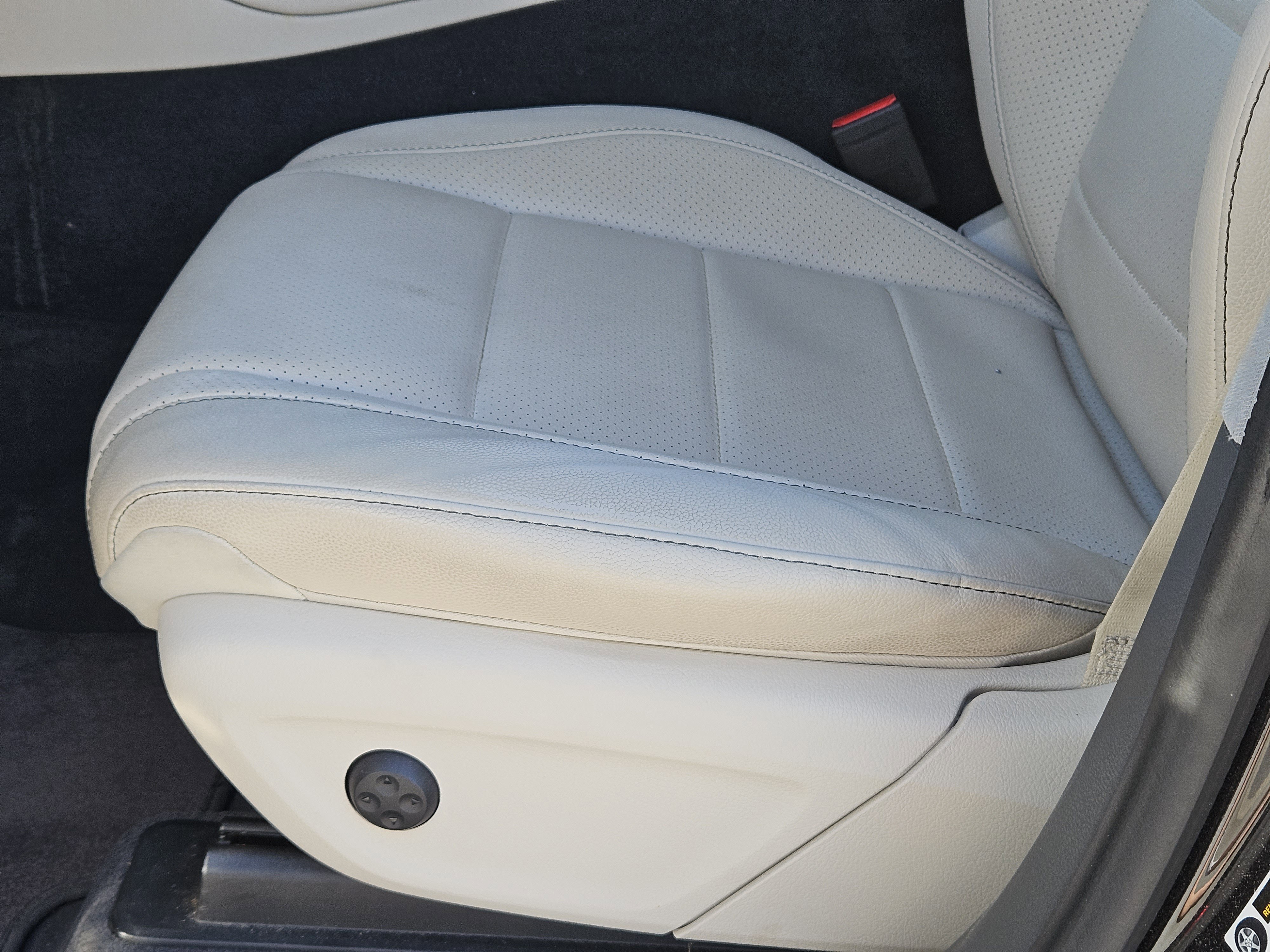 Certified 2020 Mercedes-Benz GLE 350 4MATIC image 25