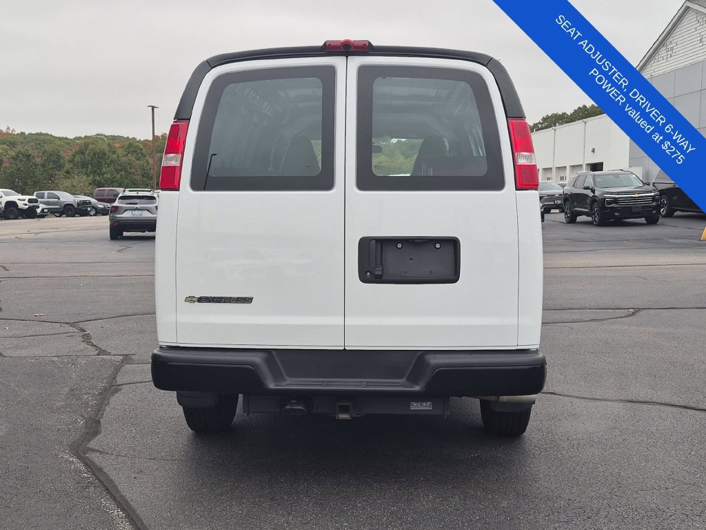 Used 2025 Chevrolet Express 2500 RWD image 6